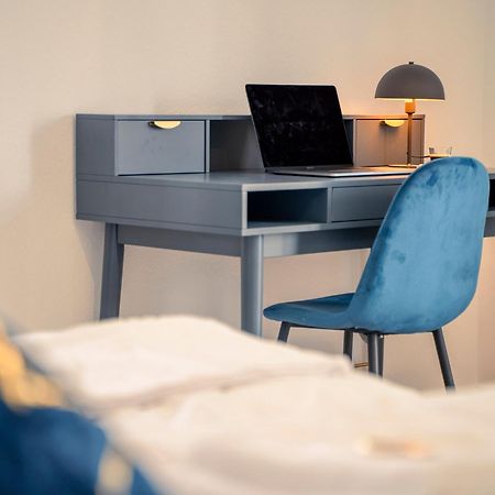 River Lux Suite - 5 Min To Hbf ヴェッツラー エクステリア 写真